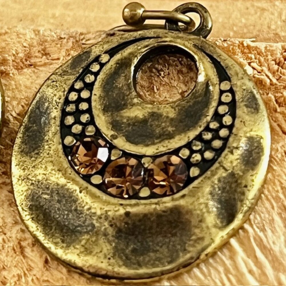 Lia Sophia Earrings Hammered Distressed Brass Tone Amber Rhinestones - Picture 3 of 6